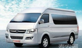 九龙汽车九座商务车纯电车（九龙汽车九座商务车纯电车多少钱）