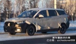 众泰汽车七座商务车内饰（众泰汽车七座商务车内饰图片）