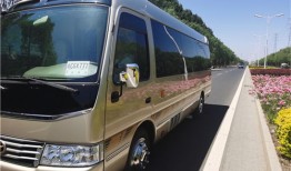 汽车 商务车多少钱一辆（商务车要多少钱一辆）