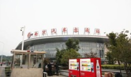 万盛汽车站商务车电话（万盛汽车站商务车电话查询）