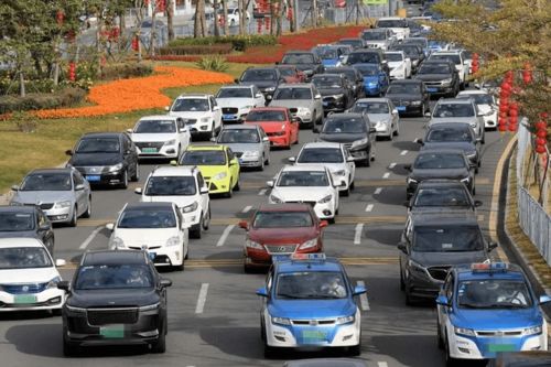 深圳市汽车商务车限行吗（深圳市汽车商务车限行吗现在）